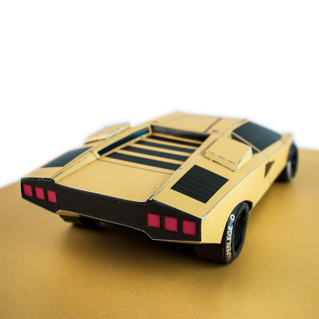 Sculpture de voiture en papier "The Coun" Lamborghini Countach (1:18) 3 Paperlegend - ONIRIC